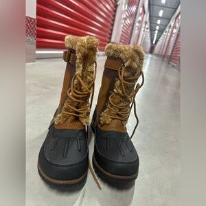 Rock & Candy Black and Brown Winter Boots